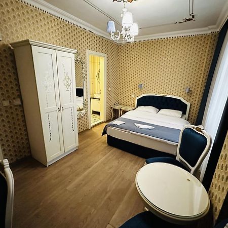 The Istanbul Alyon Hotel Taksim Exterior photo