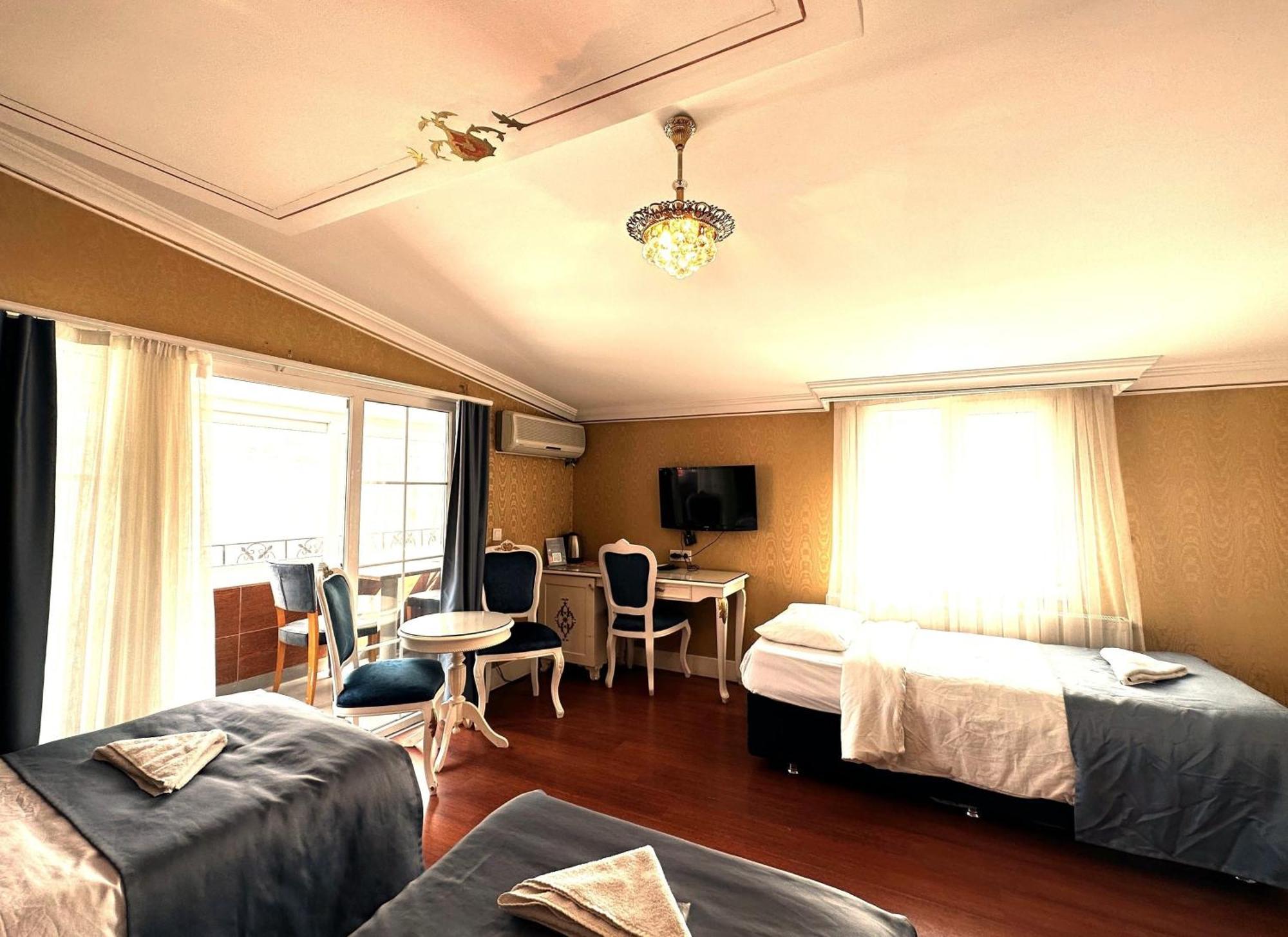 The Istanbul Alyon Hotel Taksim Exterior photo