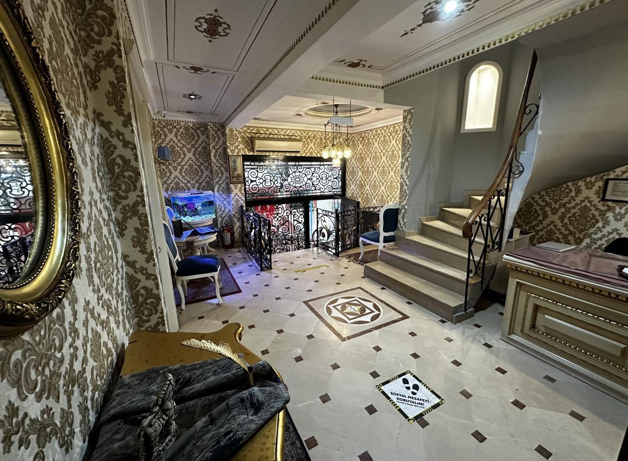 The Istanbul Alyon Hotel Taksim Exterior photo