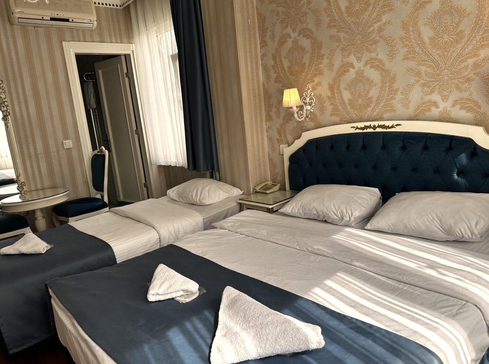 The Istanbul Alyon Hotel Taksim Exterior photo